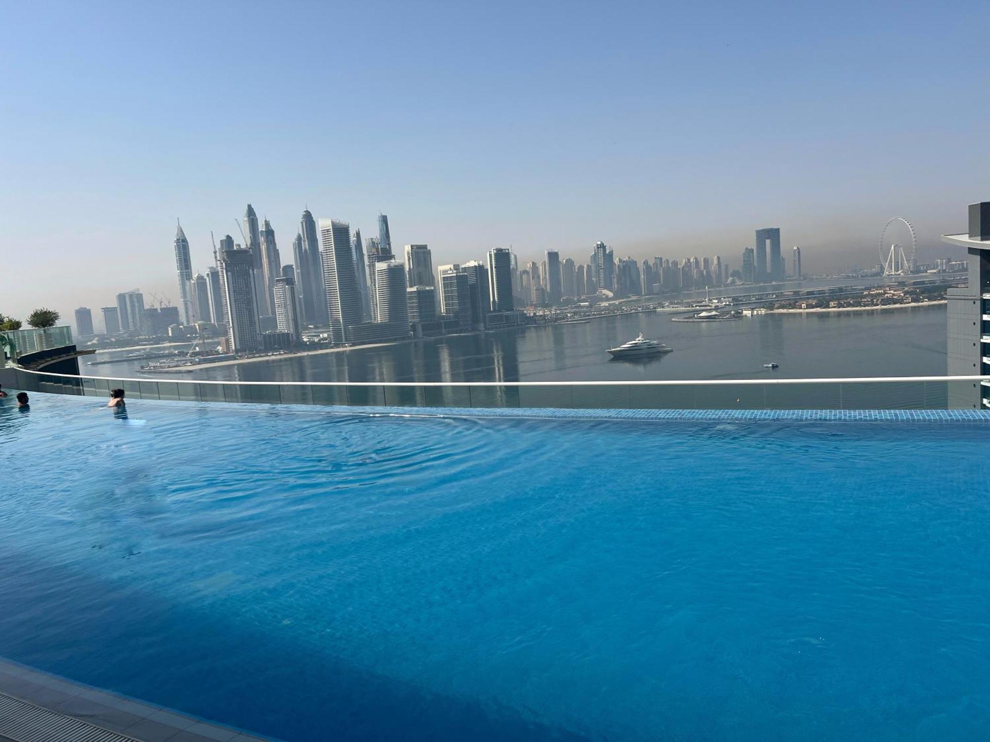 Sevenpalm 2br Seaview Rooftoppool Privbeach Dubai