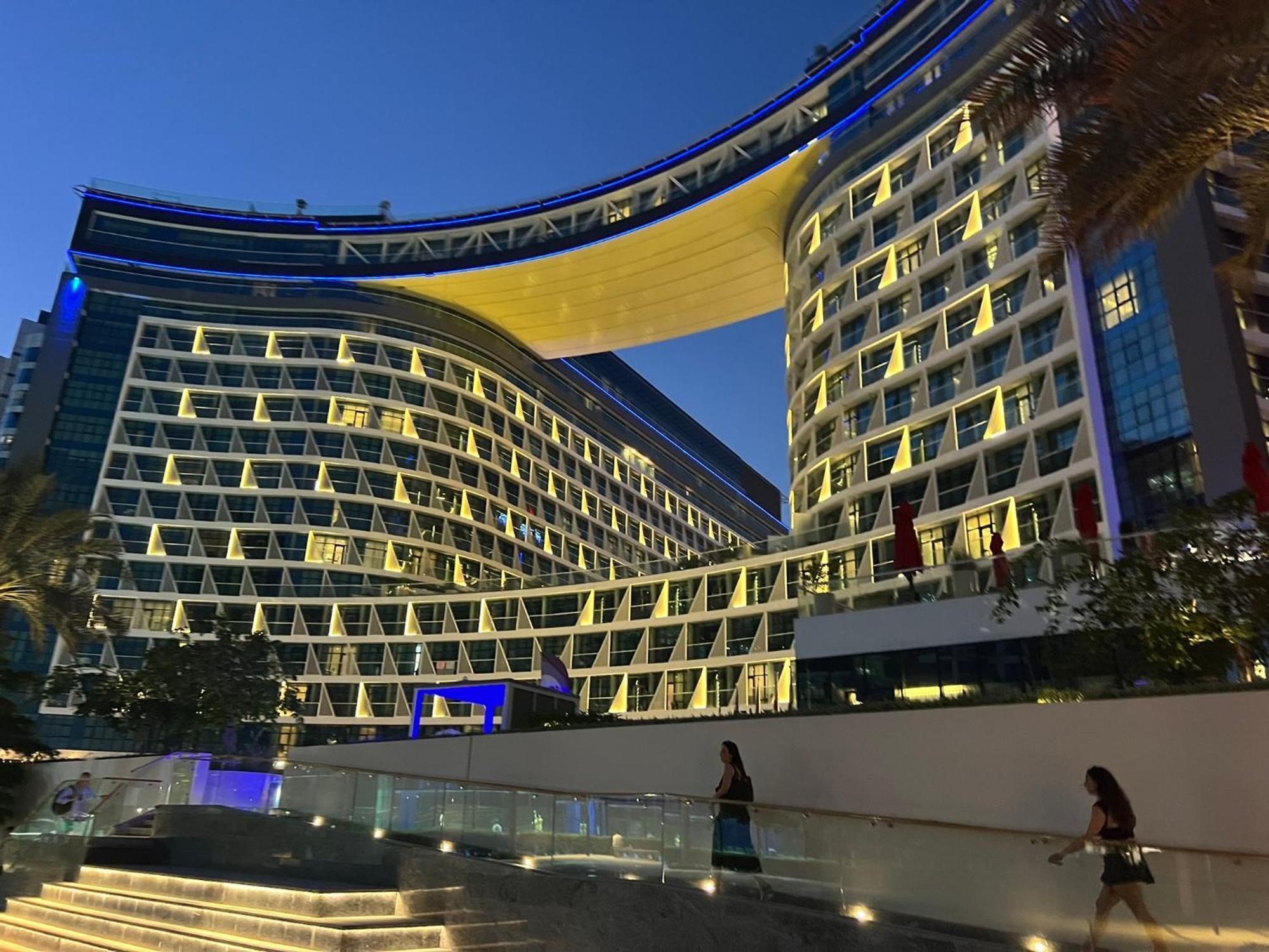 Sevenpalm 2br Seaview Rooftoppool Privbeach Apartment Dubai